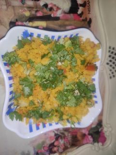 पोहा (poha recipe in Hindi) रेसिपी मुख्य फोटो