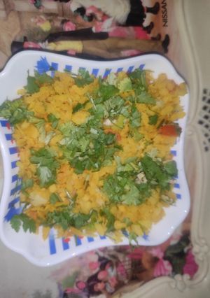 पोहा (poha recipe in Hindi) रेसिपी मुख्य फोटो