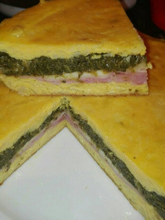 Una foto de Tortilla de patatas rellena en la olla GM g