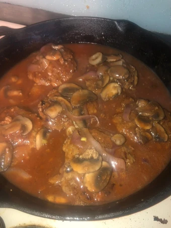 Easy Steps to Make Easy Salisbury steak with mushroom onion gravy the So Delicious You can take Joss in your mouth