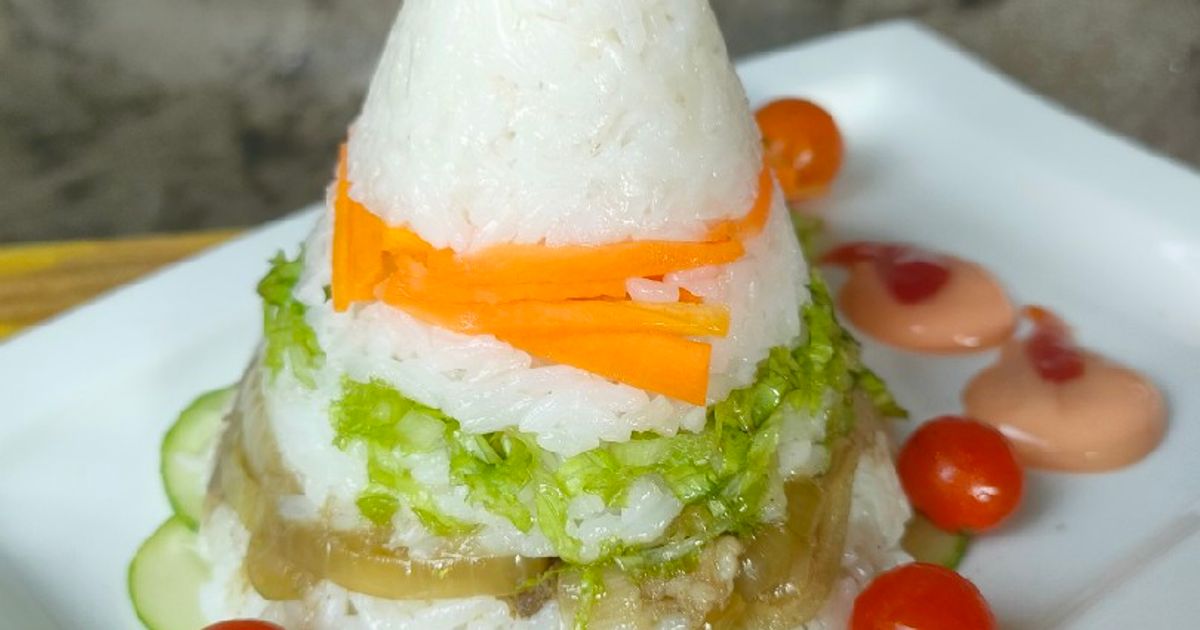 Sushi Cake Tumpeng (605)