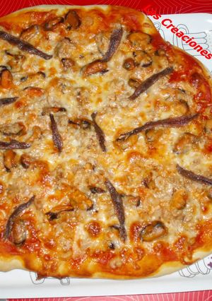 Una foto de Pizza marinera
