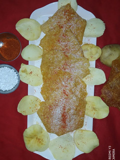 क्रंची पापड (crunchy papad recipe in marathi) रेसिपी चे मुख्य फोटो