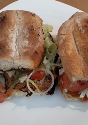 Una foto de Lonches de pierna!!!