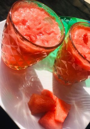 A picture of Watermelon mojito.