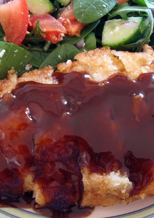 A picture of ‘Tonkatsu’ Sauce.