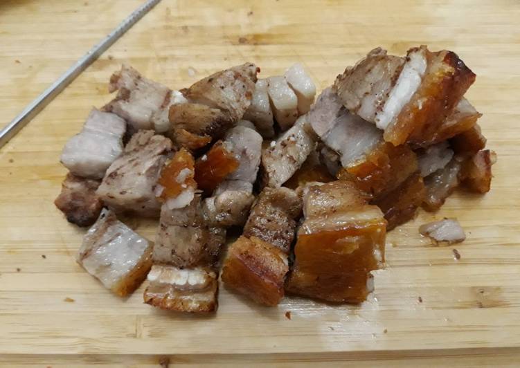 Cara Gampang Menyiapkan Crispy Pork Belly wz Dipping Sauce / Babi Panggang, Menggugah Selera