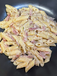 Una foto de Pasta con nata para cocinar