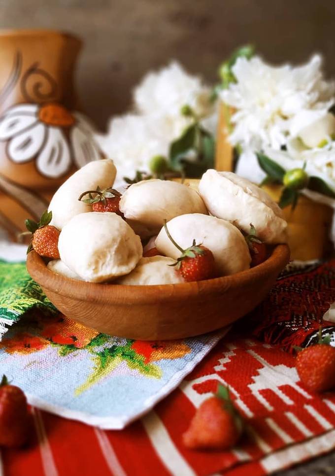 Вареники з полуницею