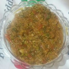 A picture of Green Chole ki chutney.