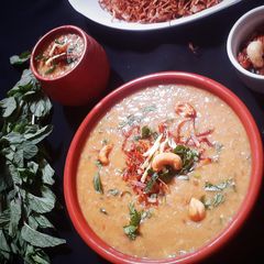 A picture of Mutton Haleem.