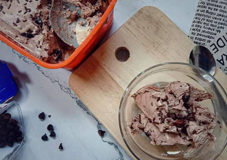 Aiskrim 4 bahan