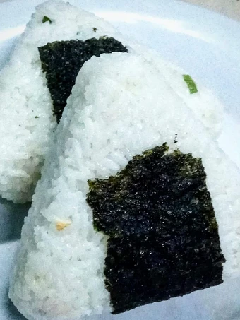 Langkah Mudah untuk Membuat Resep  Onigiri yang Sempurna, Enak
