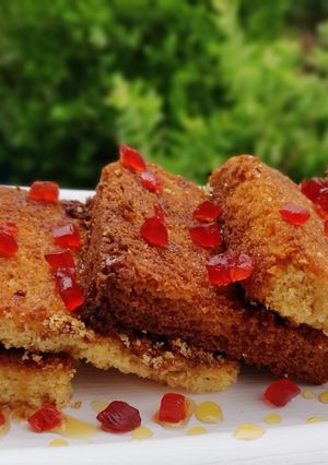 A picture of Tutti frutti cake.