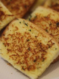 Foto resep Garlic Bread (Versi cepat dan mudah)