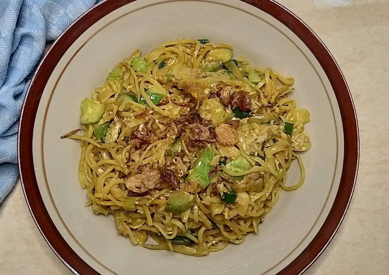 Mie Tektek Mentimun Telur Bebek