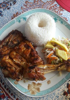 Una foto de Pollada peruana