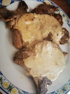 Una foto de Chuletas de cerdo a la crema