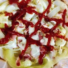 A picture of Potato pizza.