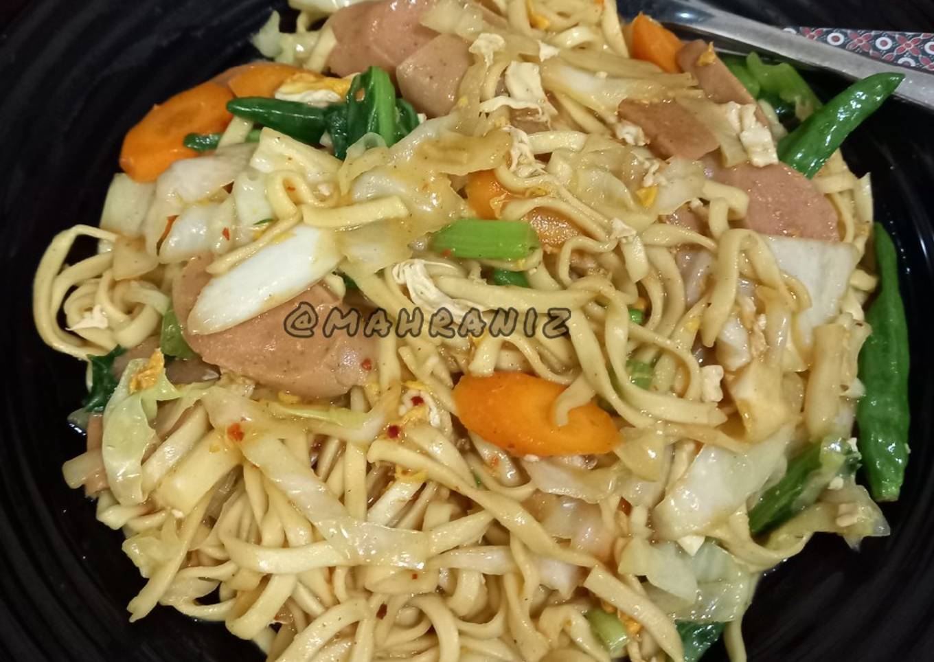 Mie goreng burung dara