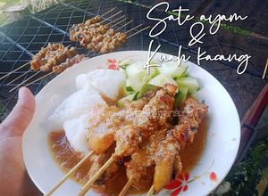 Gambar Sate ayam dan kuah kacang