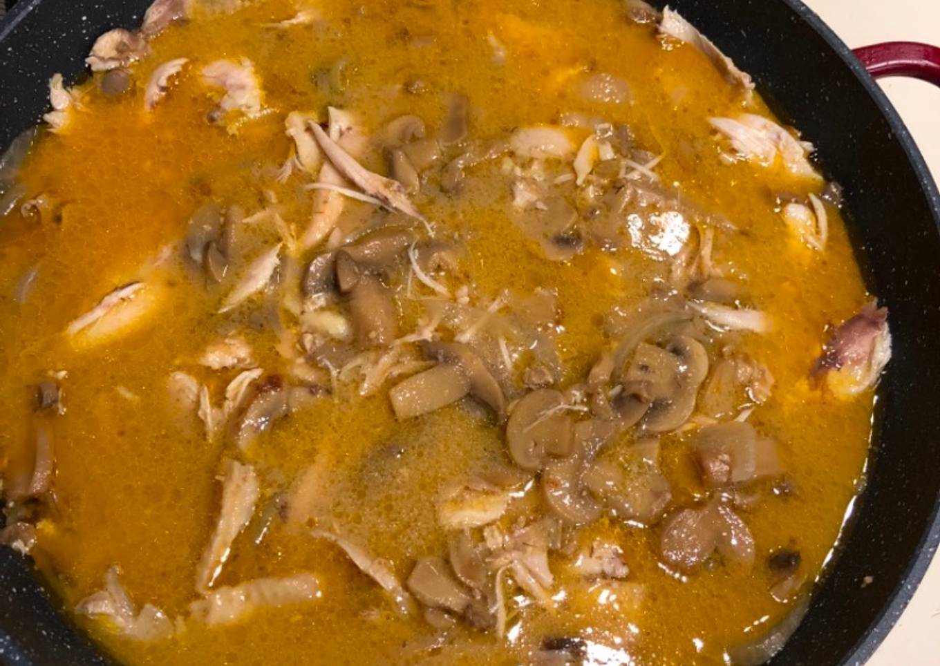 Pollo con Champiñones en Olla Rápida