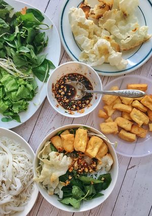 Hình của món Ăn lễ với bún đậu xì dầu 😆.