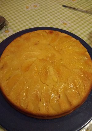 Una foto de Torta de manzana invertida