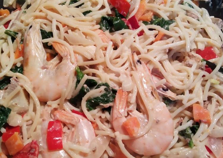 Esparguete com camarões - Tudogosreceitas