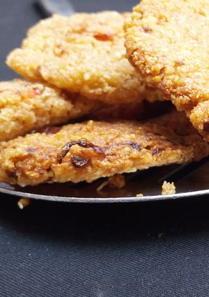 A picture of Garri fritters.
