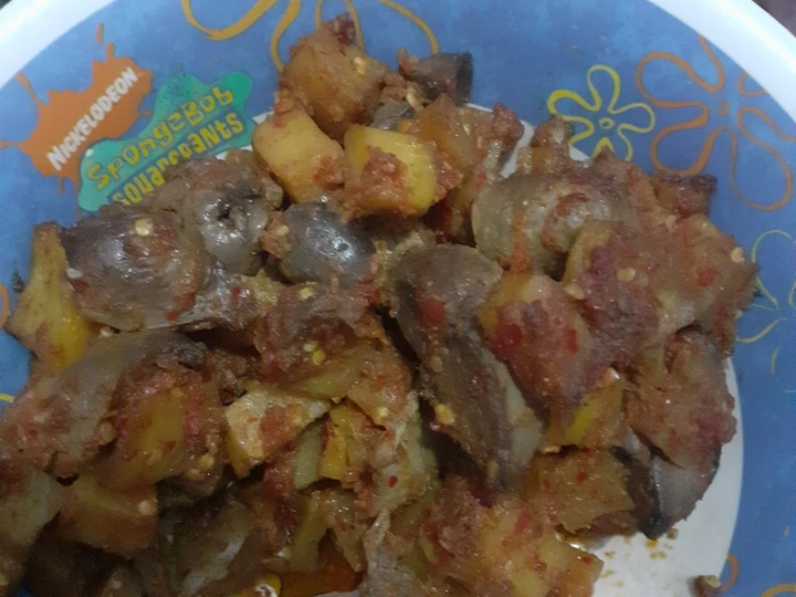 Cara Gampang Membikin Resep Sambal terasi goreng ati&amp;amp;kentang yang Lezat Anti Ribet, Menggugah Selera