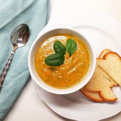 A picture of Roasted broccoli and carrot soup.