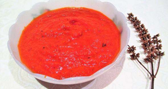 Salsa De Tomate Al Albahaca Para  Macarrones Y Espaguetis ?