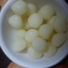 A picture of Homemade chennai rasgulle.