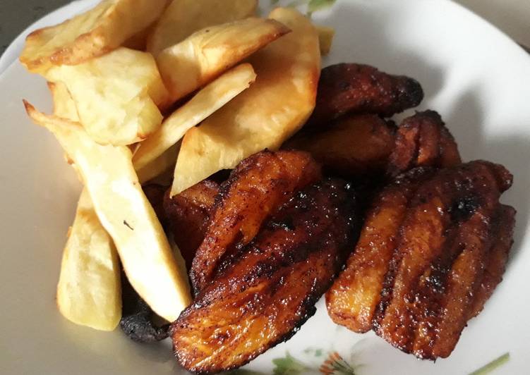 Recipe of Homemade Fried fresh Potatoes and ripe plantain