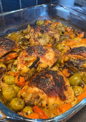 A picture of Morrocan inspired chicken Tajine SO GOOOD!.