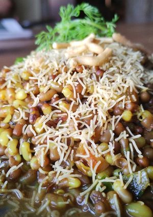 A picture of Matki usal (moth beans).
