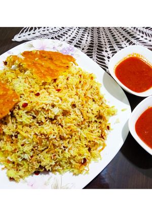 عکسی از دستور زرشک پلو با مرغ ریش شده