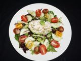 Palta rellena con ensalada de atún