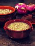 Minestra di orzo con rape e pop corn di miglio