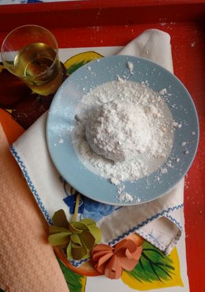 A picture of Kourabiedes with Pistachios and Citrus Aroma.
