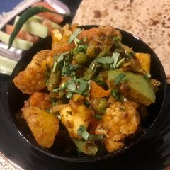 A picture of Mixed Vegetable restaurant style.