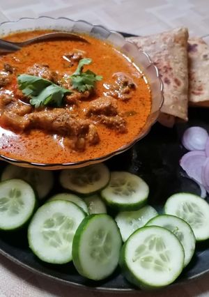 A picture of Mughlai mutton zafrani korma.