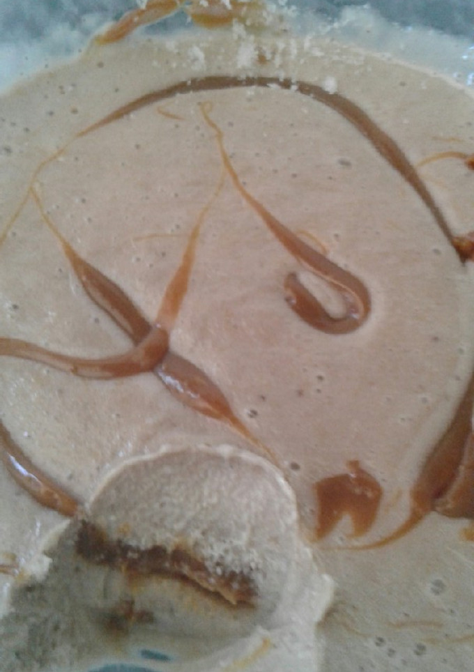 Una foto de Helado de banana y dulce de leche súper fácil