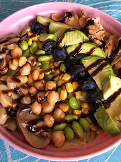 Una foto de Poke Bowl de Heüra 🥗