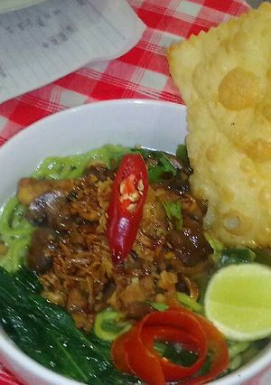 Foto resep Mie Hijau jamur ayam+ pangsit simple