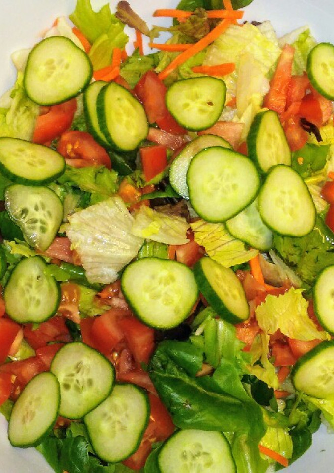 A picture of Simple Salad.