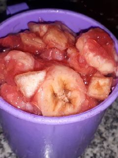 Una foto de Gelatina de ensalada de frutas 🍓🍐🍒🍎🍇🍌🍍🍊🥝🍑🍏