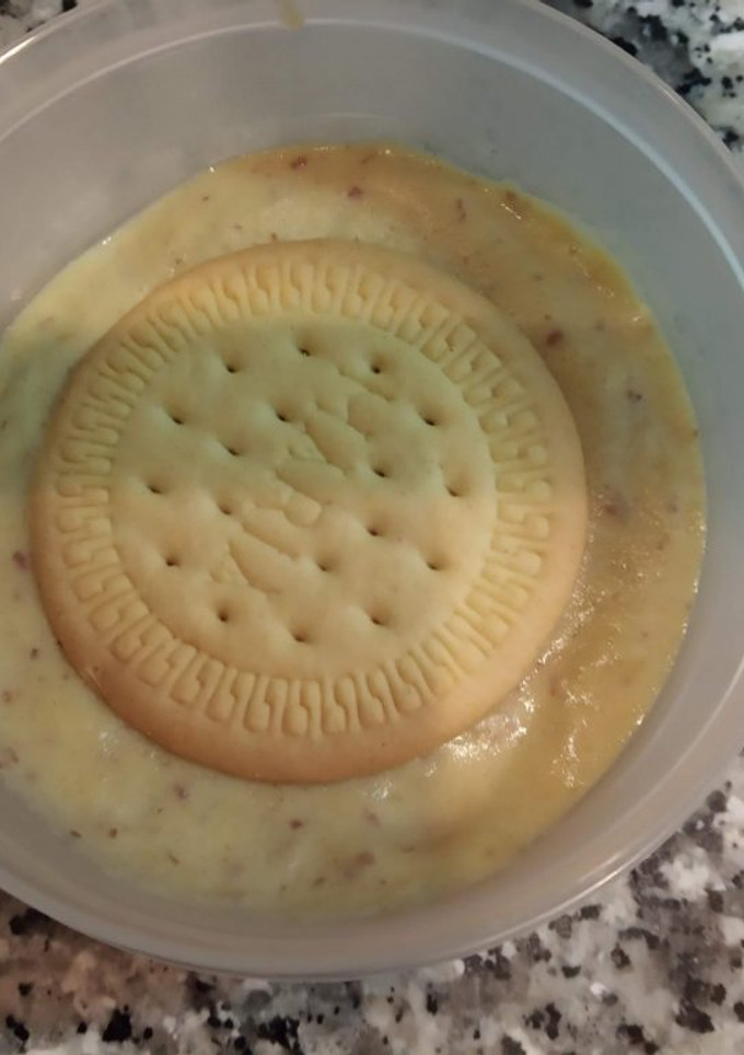 Una foto de Natillas caseras de huevo y dátiles