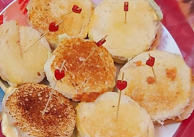 Recipe of Homemade Mini chicken burgers